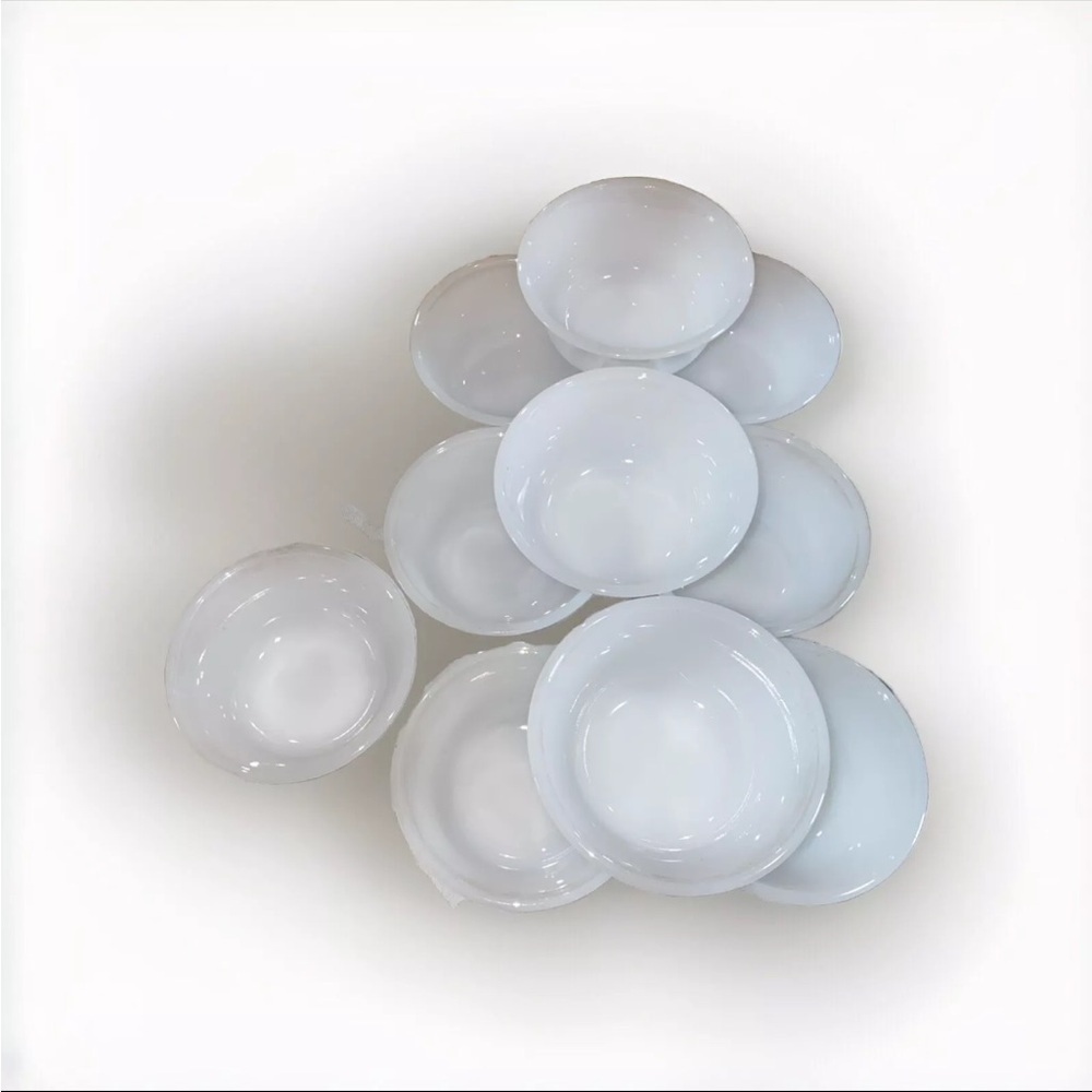 10 Vintage 6oz White Milk Glass Custard Cups Ramekins/‎ Fruit Bowls/ Prep Cups